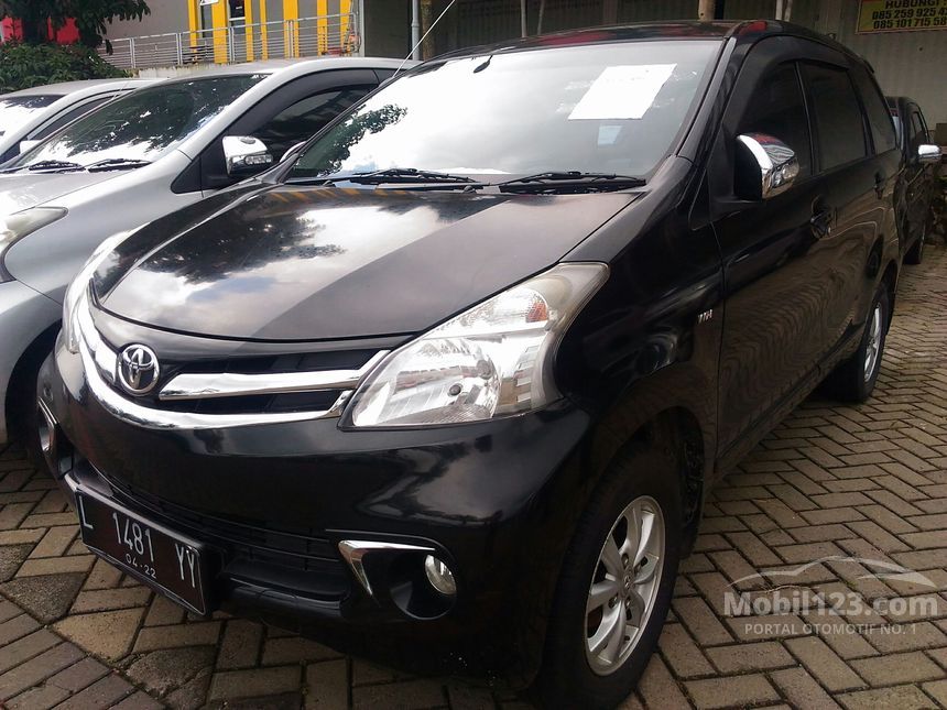 Jual Mobil  Toyota Avanza  2012  G  1 3 di Jawa Timur Manual 