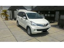 Toyota Avanza 1.3 G AT Putih 2012