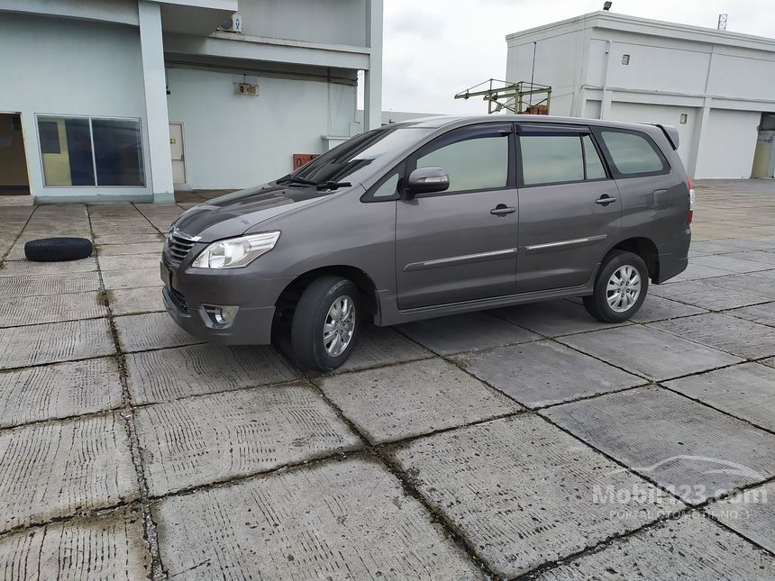 Jual Mobil  Toyota Kijang Innova  2011  G  Luxury  2 0 di DKI 