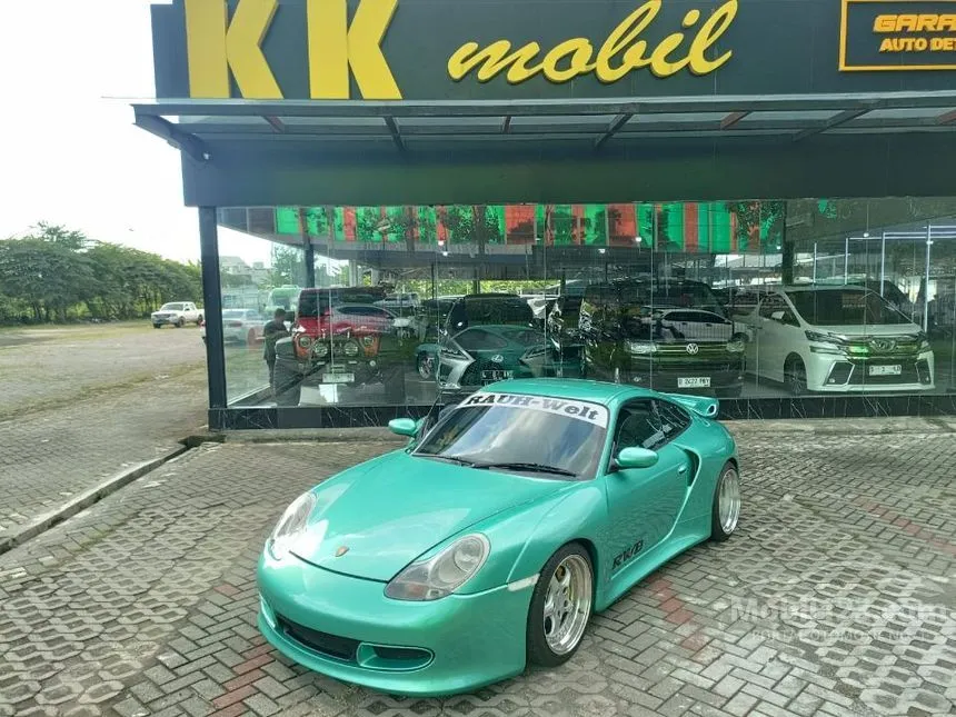 Jual Mobil Porsche 911 1998 996 Carrera 3.4 di Jawa Timur Automatic Coupe Hijau Rp 2.188.000.000