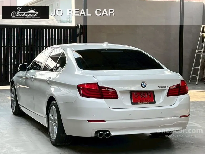 2010 BMW 523i Sedan