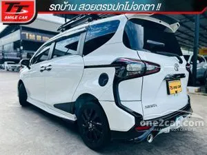 2021 Toyota SIENTA 1.5 V Wagon