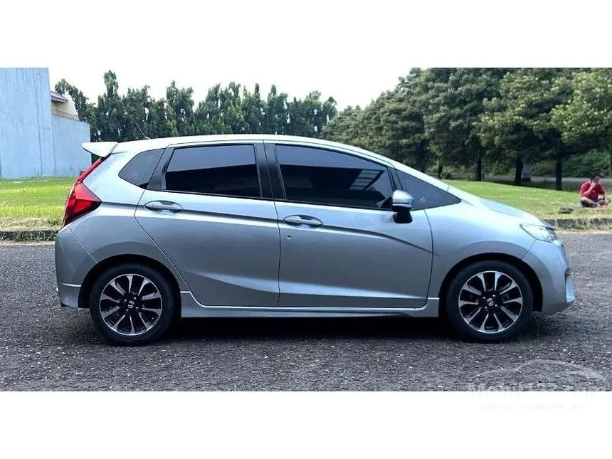 Jual Mobil Honda Jazz 2017 RS 1.5 di DKI Jakarta Automatic Hatchback Silver Rp 195.000.000