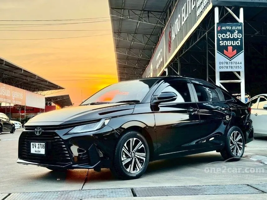 2024 Toyota Yaris Ativ Smart Sedan