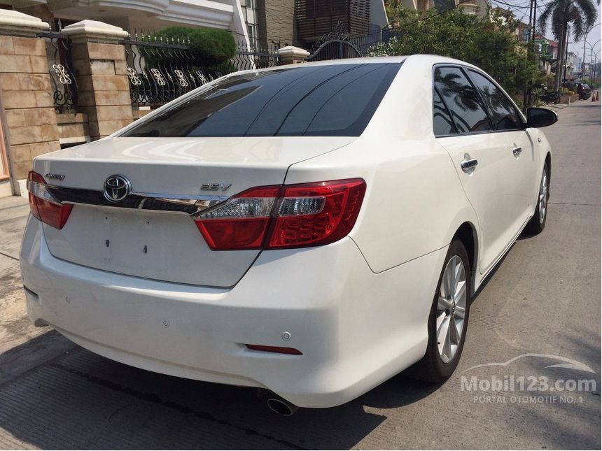 Jual Mobil Toyota Camry 2013 V 2.5 di DKI Jakarta 