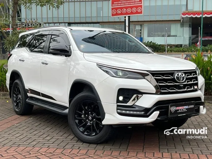 Jual Mobil Toyota Fortuner 2022 GR Sport 4X4 2.8 di Banten Automatic SUV Putih Rp 490.000.000