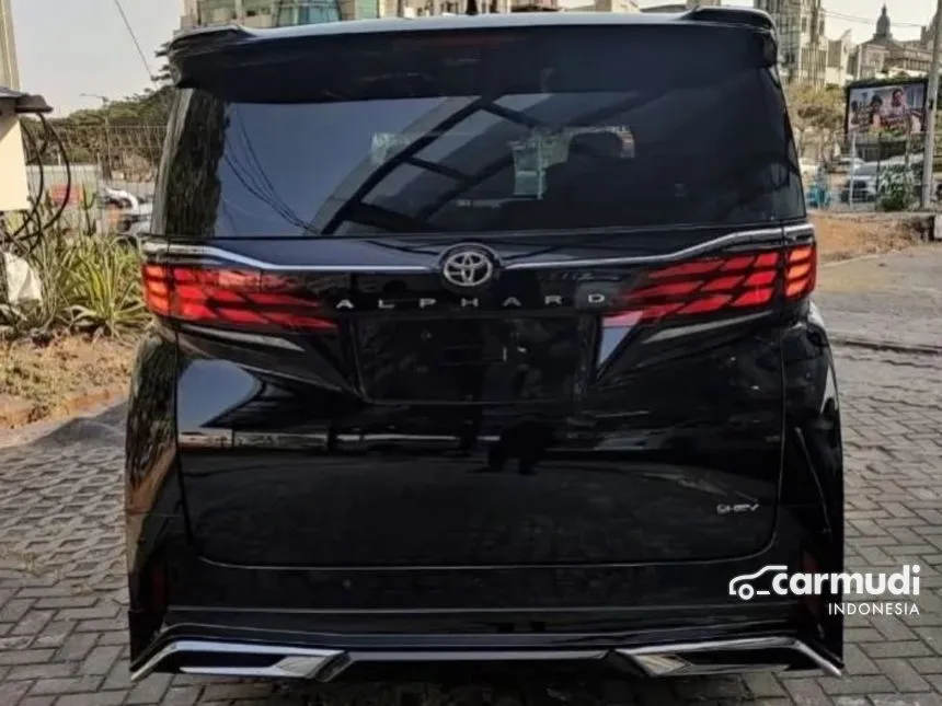 2024 Toyota Alphard HEV Modellista MPV