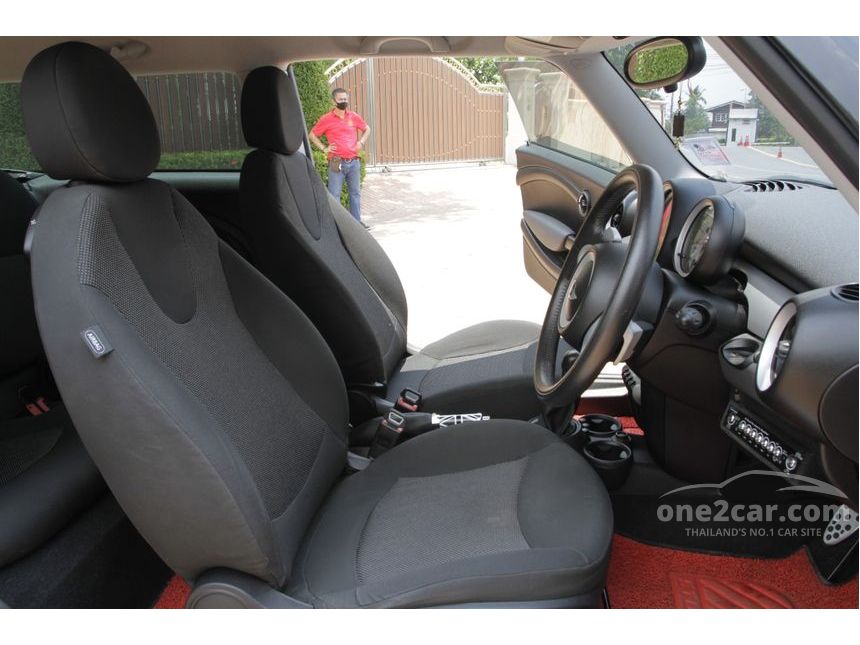 2012 Mini Cooper 1.6 R55 Clubman Clubman Hatchback AT for sale on One2car