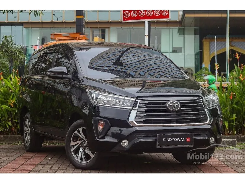 Jual Mobil Toyota Kijang Innova 2022 G Lux 2.0 di Banten Automatic MPV Hitam Rp 297.000.000