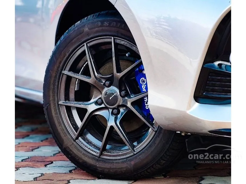 2021 Toyota YARIS Sport Hatchback