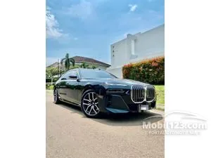2023 BMW 735i 3.0 M Sport Sedan