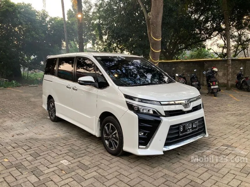 Jual Mobil Toyota Voxy 2019 2.0 di DKI Jakarta Automatic Wagon Putih Rp 365.000.000