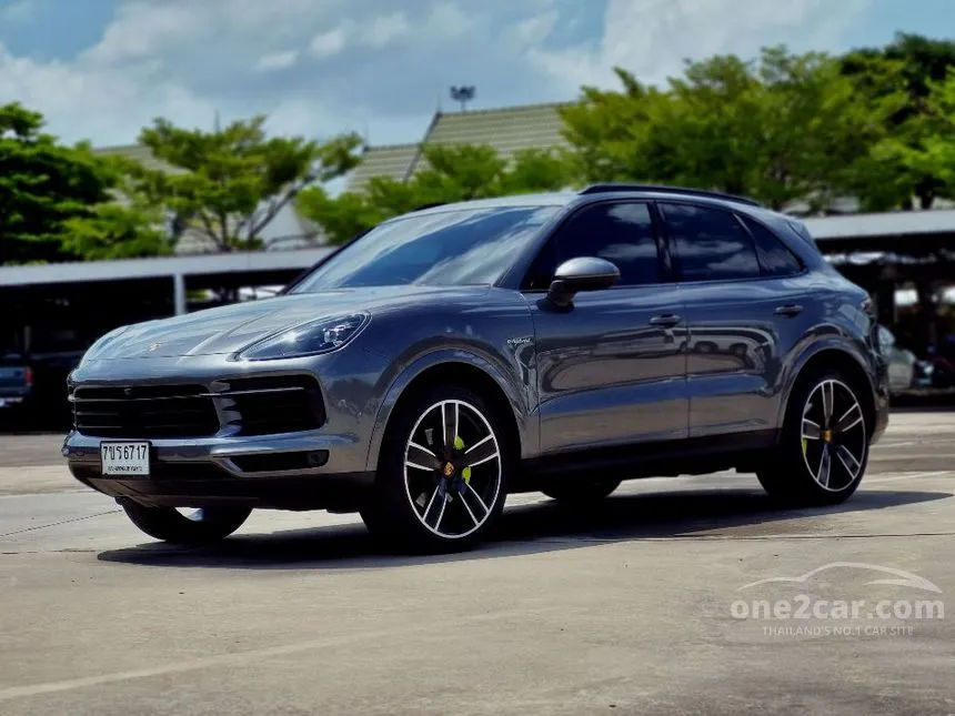 2019 Porsche CAYENNE E-Hybrid SUV