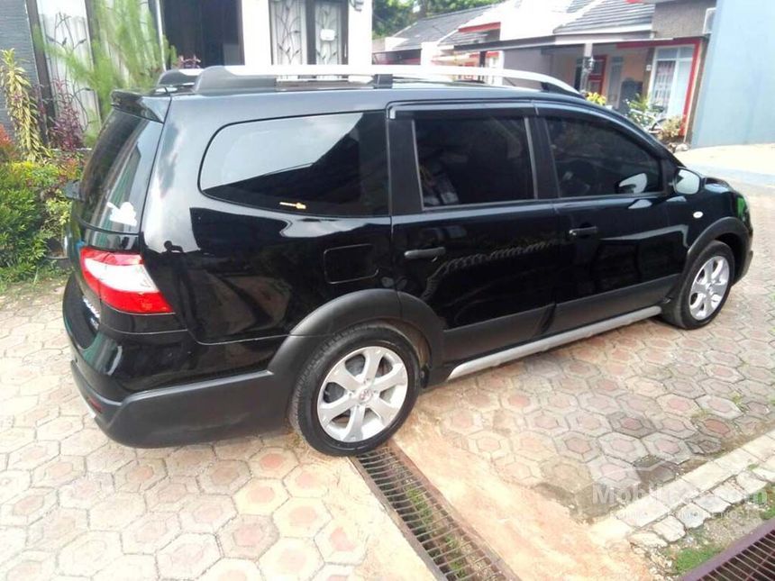 Jual Mobil Nissan Grand Livina 2015 X-Gear 1.5 di DKI 