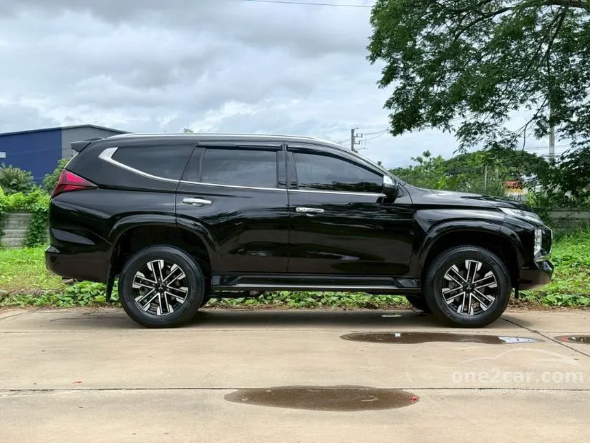 2019 Mitsubishi PAJERO SPORT GT SUV