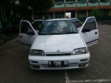 1992 Suzuki Esteem 1.3 Sedan