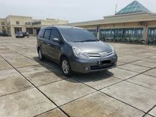 Nissan Grand Livina 1.5 XV AT Abu Facelift 2011 Good Car