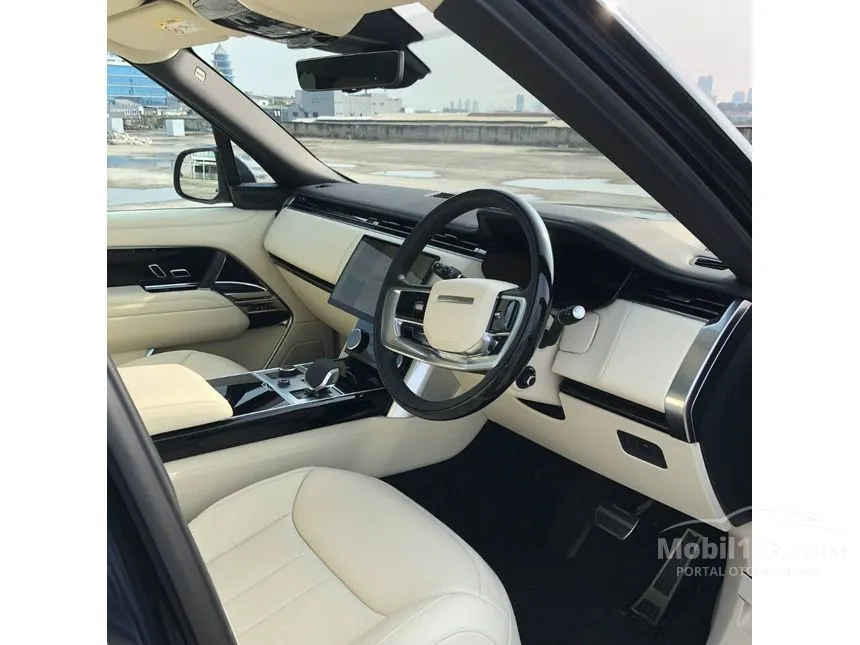 Jual Mobil Land Rover Range Rover 2023 P400 Autobiography LWB 3.0 di ...