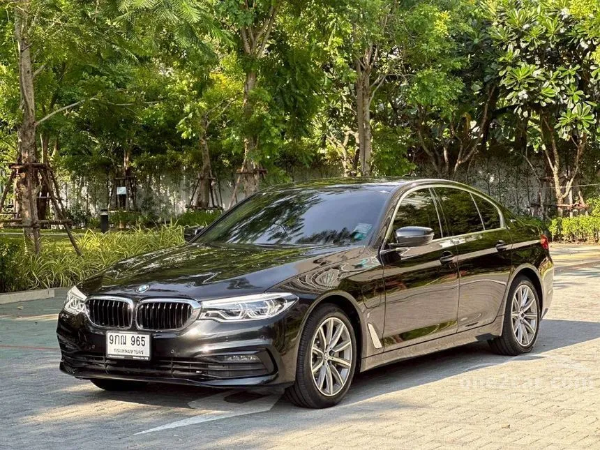 2019 BMW 530e Elite Sedan