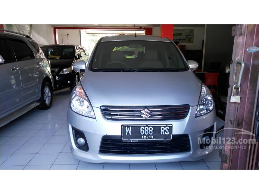 Jual Mobil  Suzuki Ertiga  2014 GL 1 4 di Jawa  Timur  Manual 