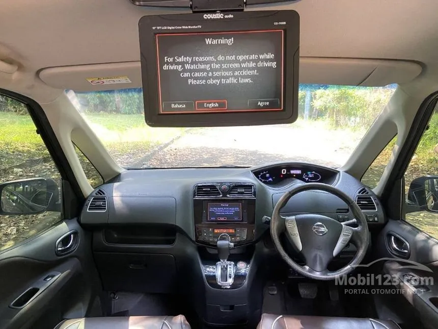 Jual Mobil Nissan Serena 2017 Highway Star 2.0 di Jawa Barat Automatic MPV Hitam Rp 213.000.000