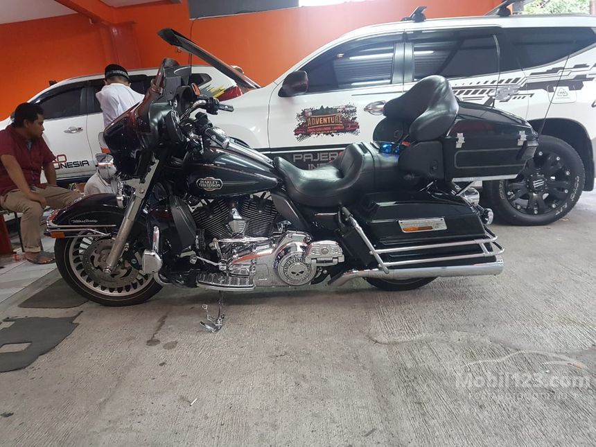 Jual Motor Harley Davidson Touring 2012 1 8 di Jawa Timur 