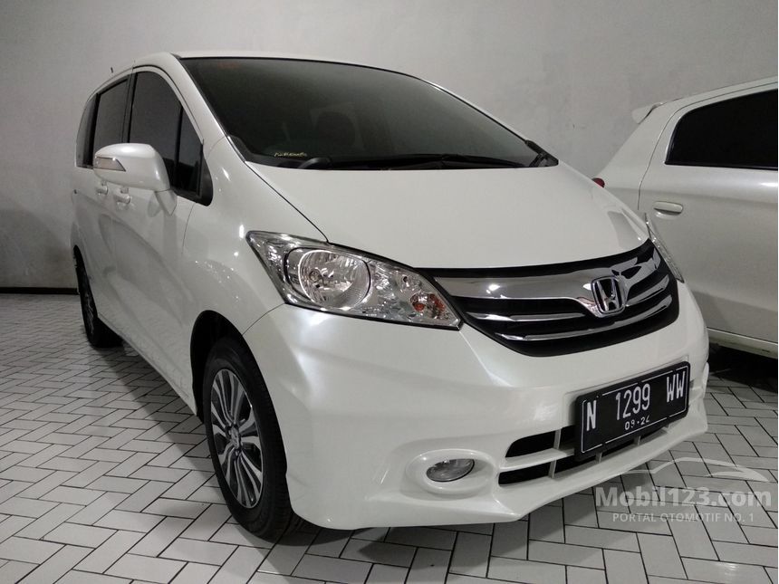 Jual Mobil Honda Freed 2013 E 1.5 Di Jawa Timur Automatic MPV Putih Rp ...