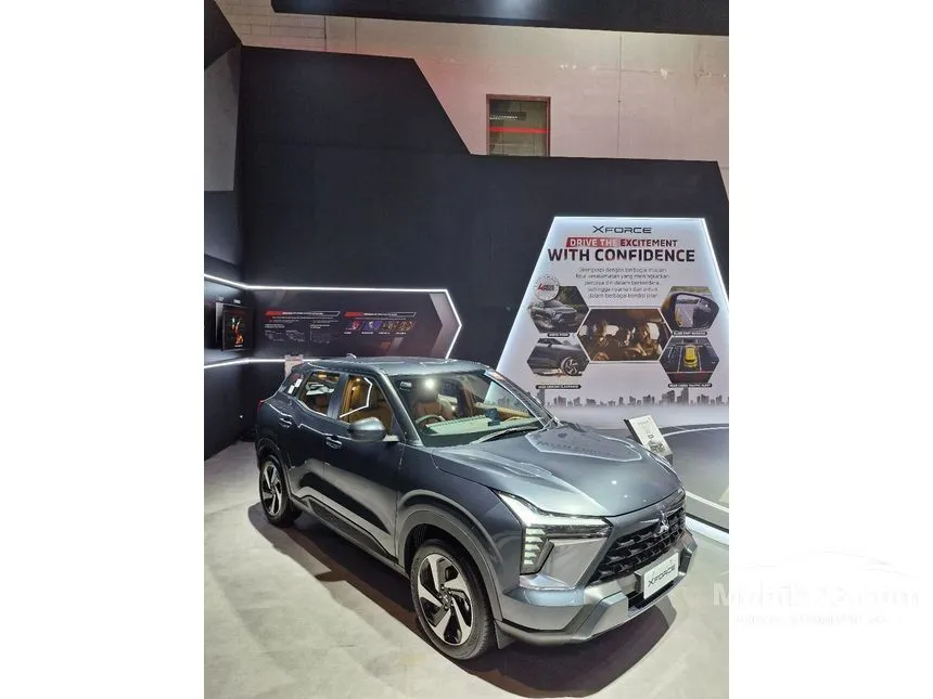 Jual Mobil Mitsubishi XFORCE 2024 Ultimate 1.5 di Jawa Barat Automatic Wagon Abu