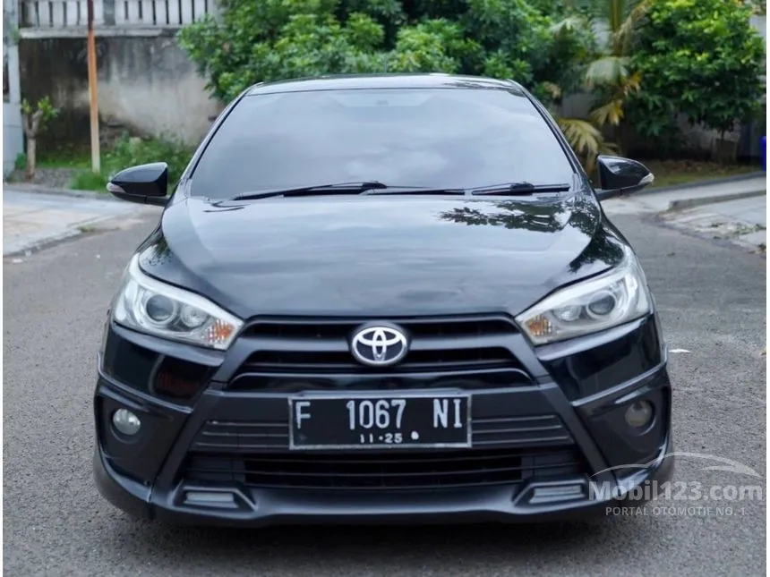 Jual Mobil Toyota Yaris 2015 TRD Sportivo 1.5 di Banten Automatic Hatchback Abu