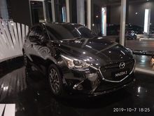 2019 Mazda 2 1,5 R Hatchback Disc terbaik dp 13 jt saja bawa pulang mazda 2