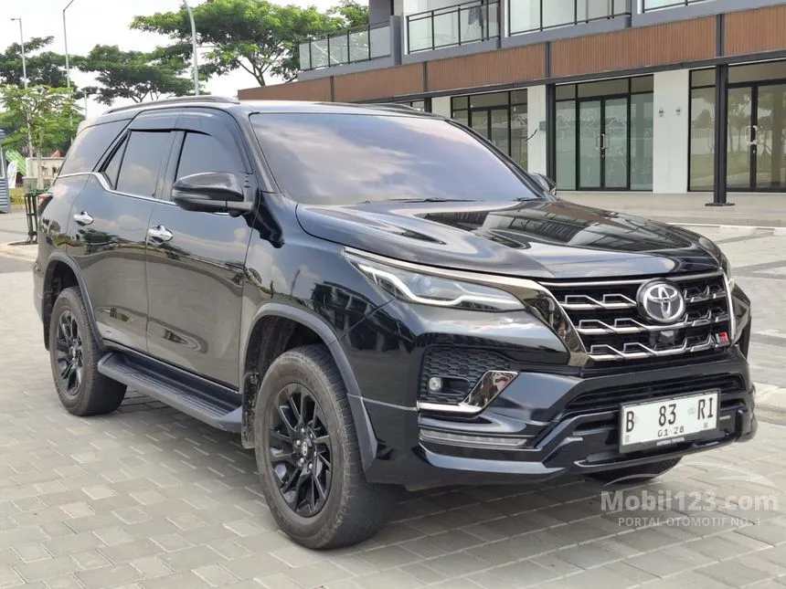 Jual Mobil Toyota Fortuner 2022 GR Sport 4X2 2.8 di DKI Jakarta Automatic SUV Hitam Rp 524.000.000