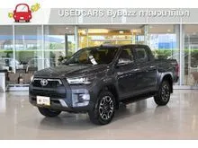 2025 Toyota HILUX REVO 2.4 Double Cab Prerunner Mid Pickup