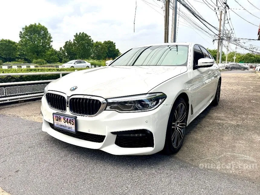 2020 BMW 530e M Sport Sedan