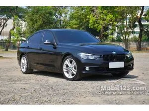 2019 BMW 320i 2.0 Sport Shadow Edition Sedan