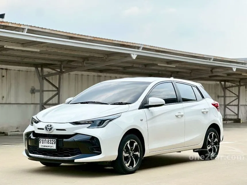 2024 Toyota YARIS Sport Hatchback
