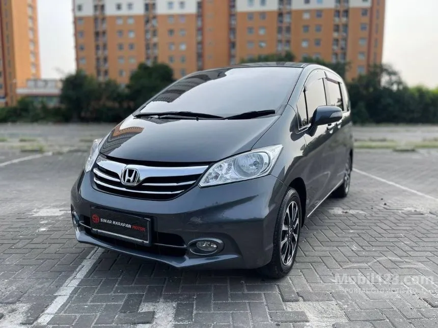 Jual Mobil Honda Freed 2013 E 1.5 di Banten Automatic MPV Abu