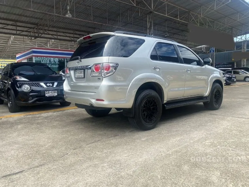 2013 Toyota FORTUNER V SUV