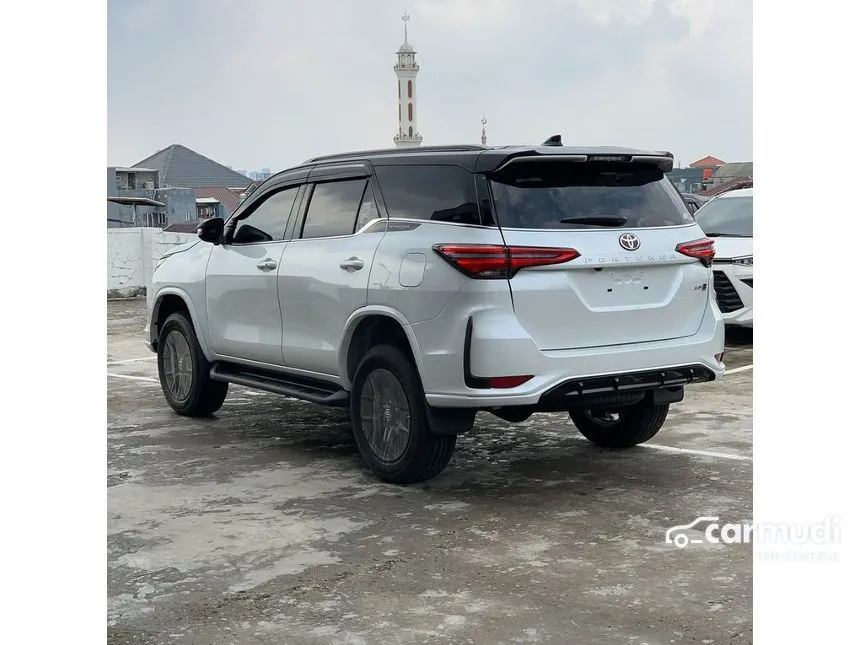 2025 Toyota Fortuner VRZ 4x4 SUV