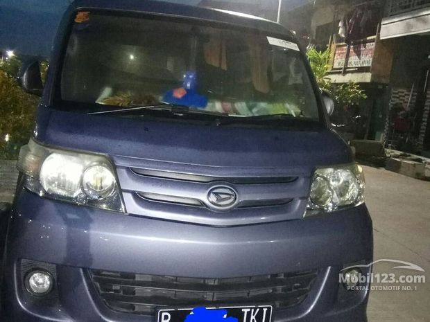 Daihatsu Luxio Mobil bekas dijual di Indonesia - Dari 271 