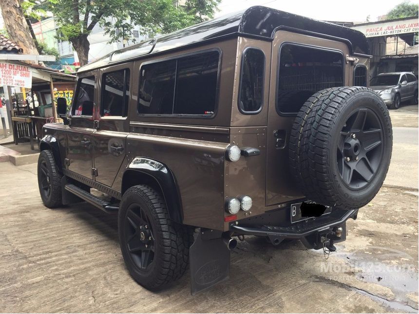 Jual Mobil Land Rover Defender 2015 110 2.2 di DKI Jakarta 