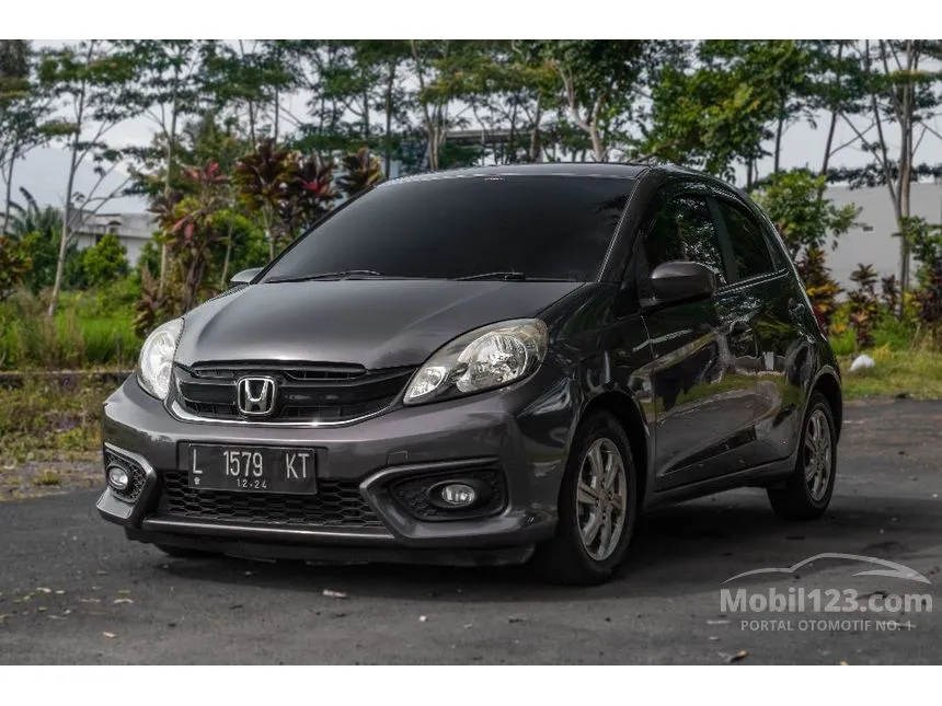Jual Mobil Honda Brio 2017 Satya E 1.2 di Jawa Timur Automatic Hatchback Abu