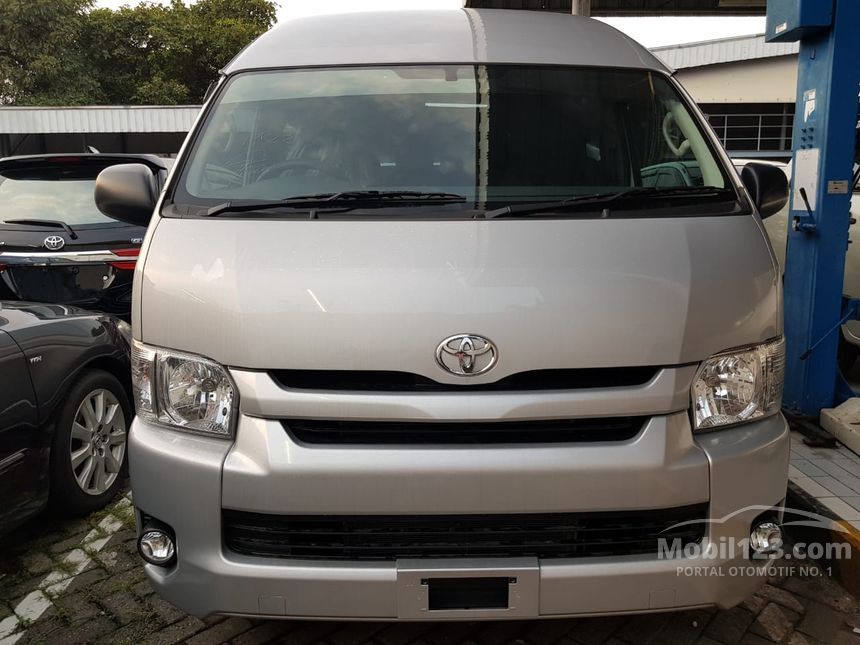 Jual Mobil Toyota Hiace 2019 High Grade Commuter 2.5 di 