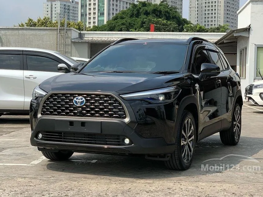 Jual Mobil Toyota Corolla Cross 2024 Hybrid 1.8 di Jawa Barat Automatic Wagon Hitam Rp 548.700.000