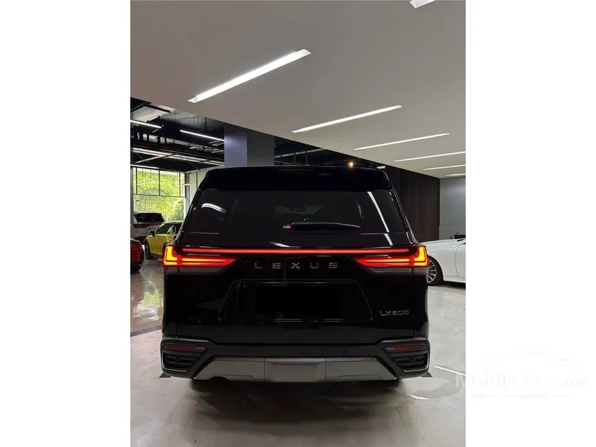 2024 Lexus LX 600 VIP SUV
