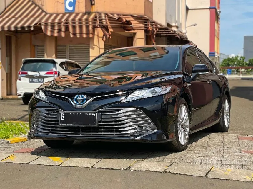 2019 Toyota Camry Hybrid HV Sedan