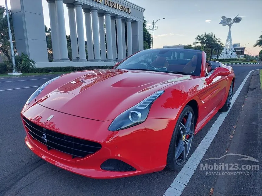2015 Ferrari California California T Convertible