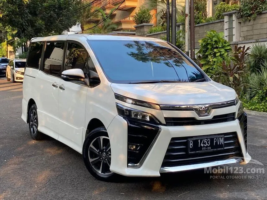 2019 Toyota Voxy Wagon