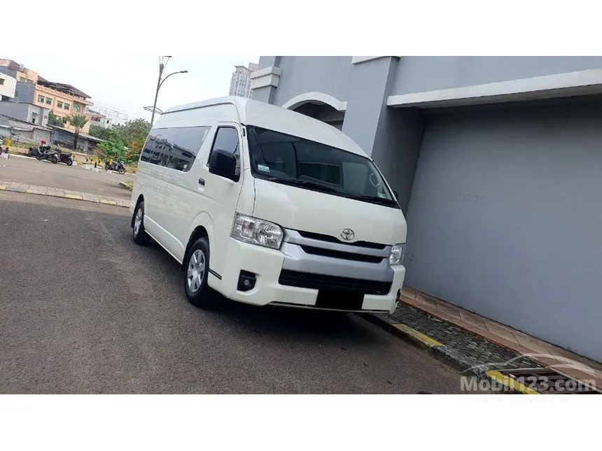 2024 Toyota Hiace Commuter Van