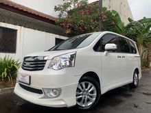 DP60JT Toyota NAV1 V Limited 2015 White Good Condition
