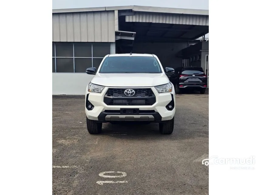 2025 Toyota Hilux G Double Cab 4X4 Pickup